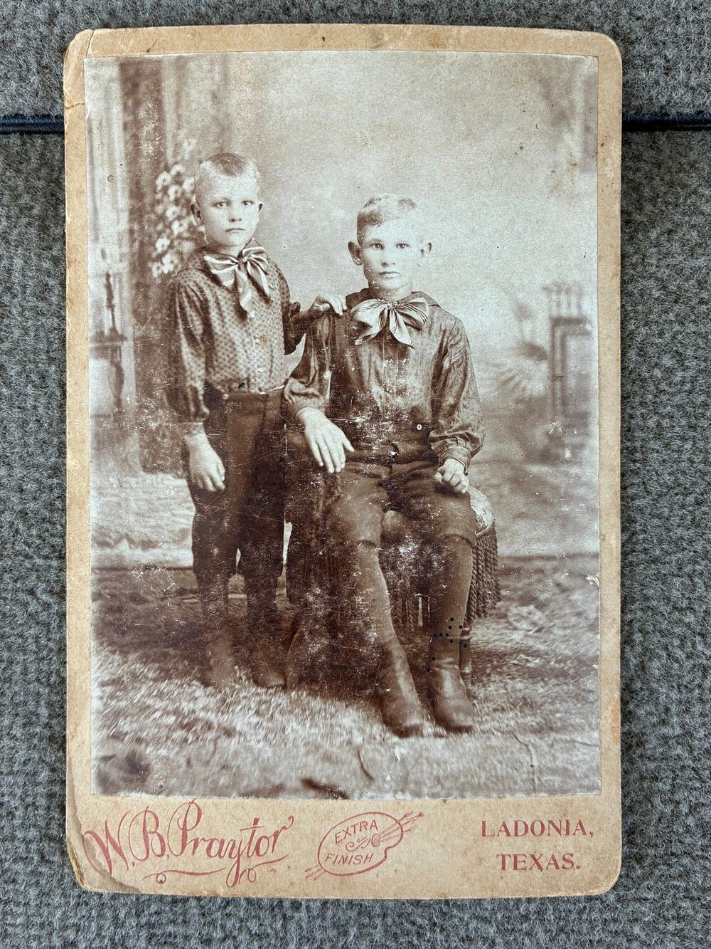 Antique VTG Cabinet Card Photo of Young Brothers from Denison, Texas Ephemera